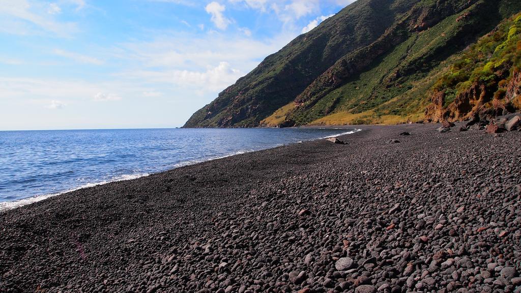 Il Vulcano A Piedi Stromboli Exterior photo