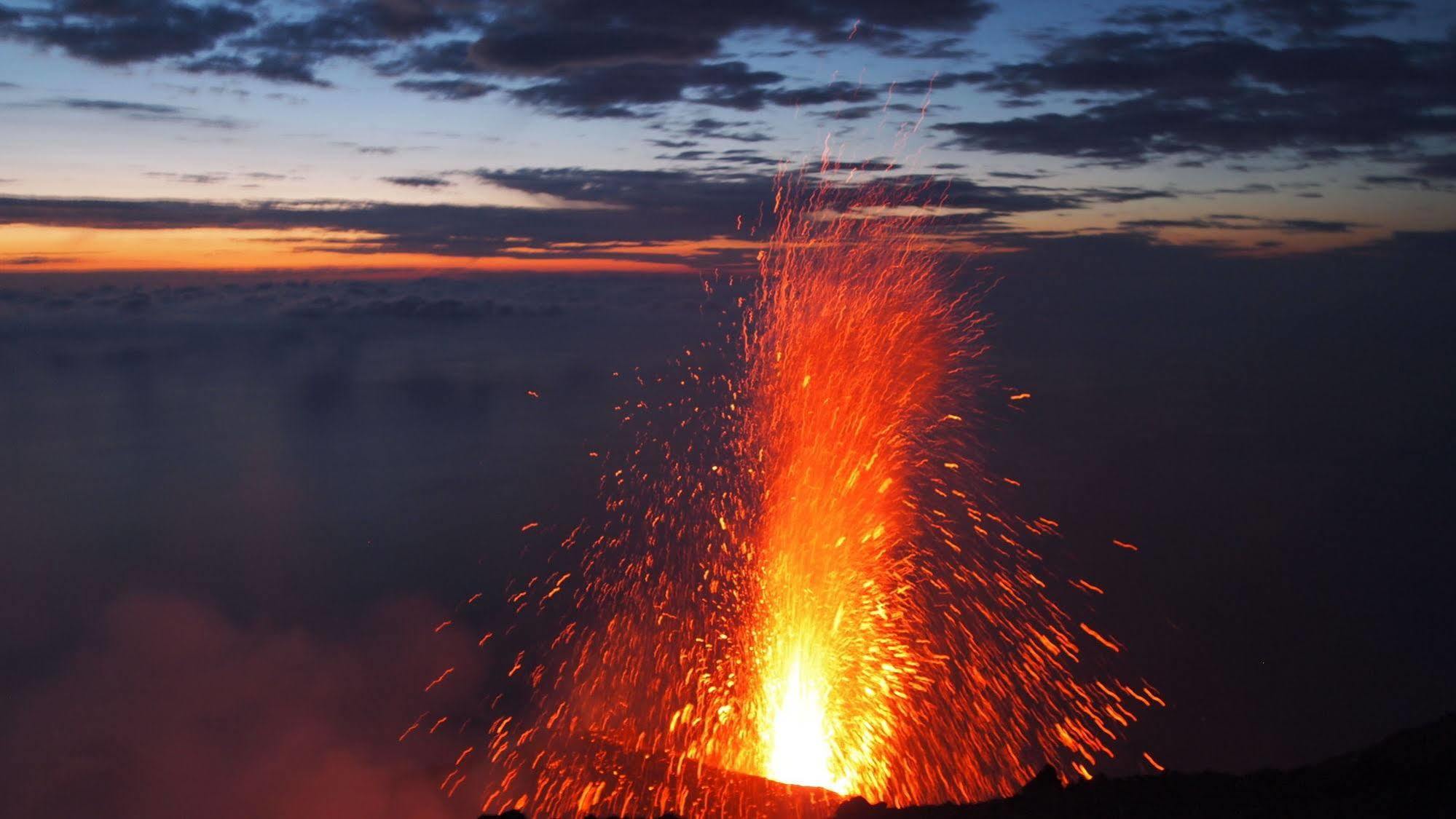 Il Vulcano A Piedi Stromboli Exterior photo